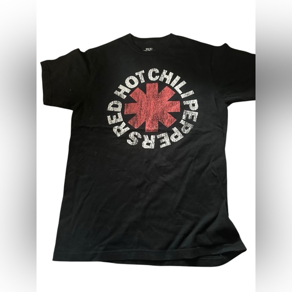 Tops - Black Red Hot Chili Peppers Tshirt size medium
